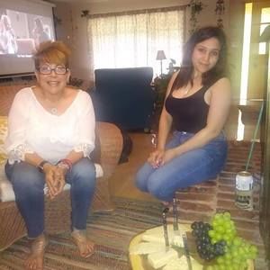 Meet your Posher, Carmen rosa